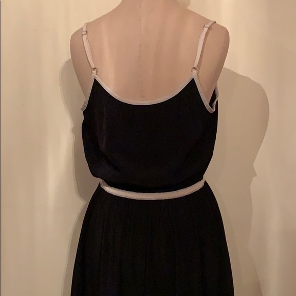 Willow & Clay Black/Cream Colorblock Midi Dress, M - Picture 3 of 16